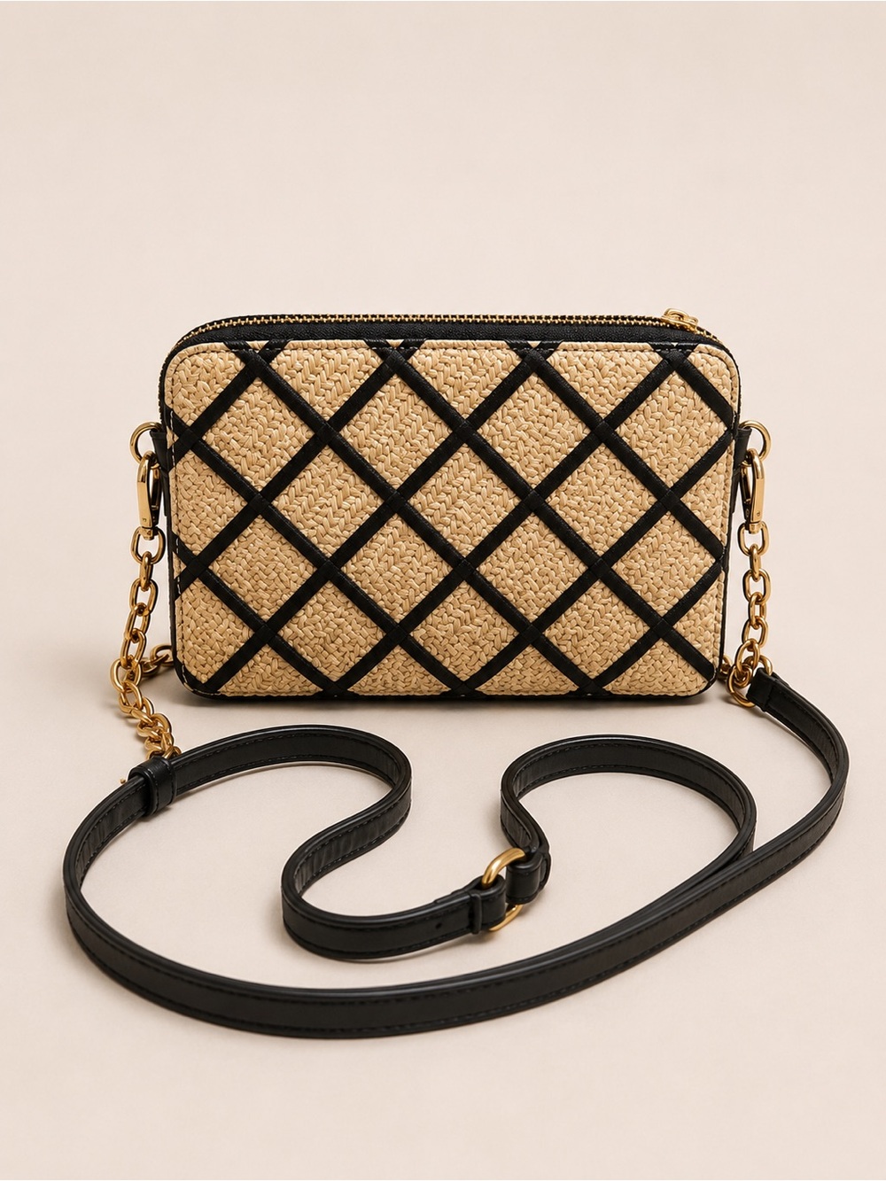 Anne Klein Straw Crossbody Bag with Black Trim and Gold Chain - Picture 3 of 6